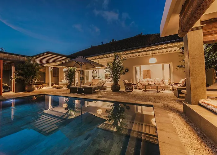 Bloom 5 Close To The Private Pool 3 Bedrooms 3 Bathrooms Seminyak